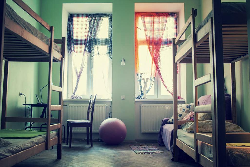 Magic Bus Hostel Lviv Eksteriør billede